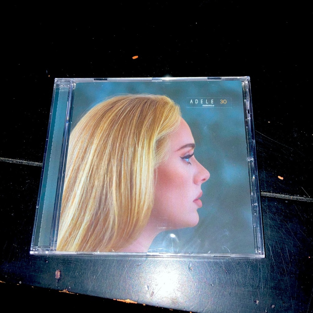 New sealed ADELE 30 cd